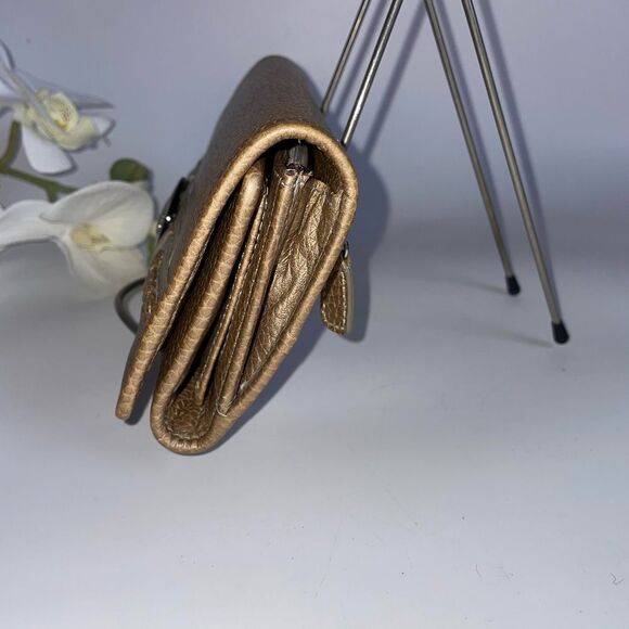 Elegant Brighton Deep Gold Women's Clutch Wallet - Picture 4 of 12